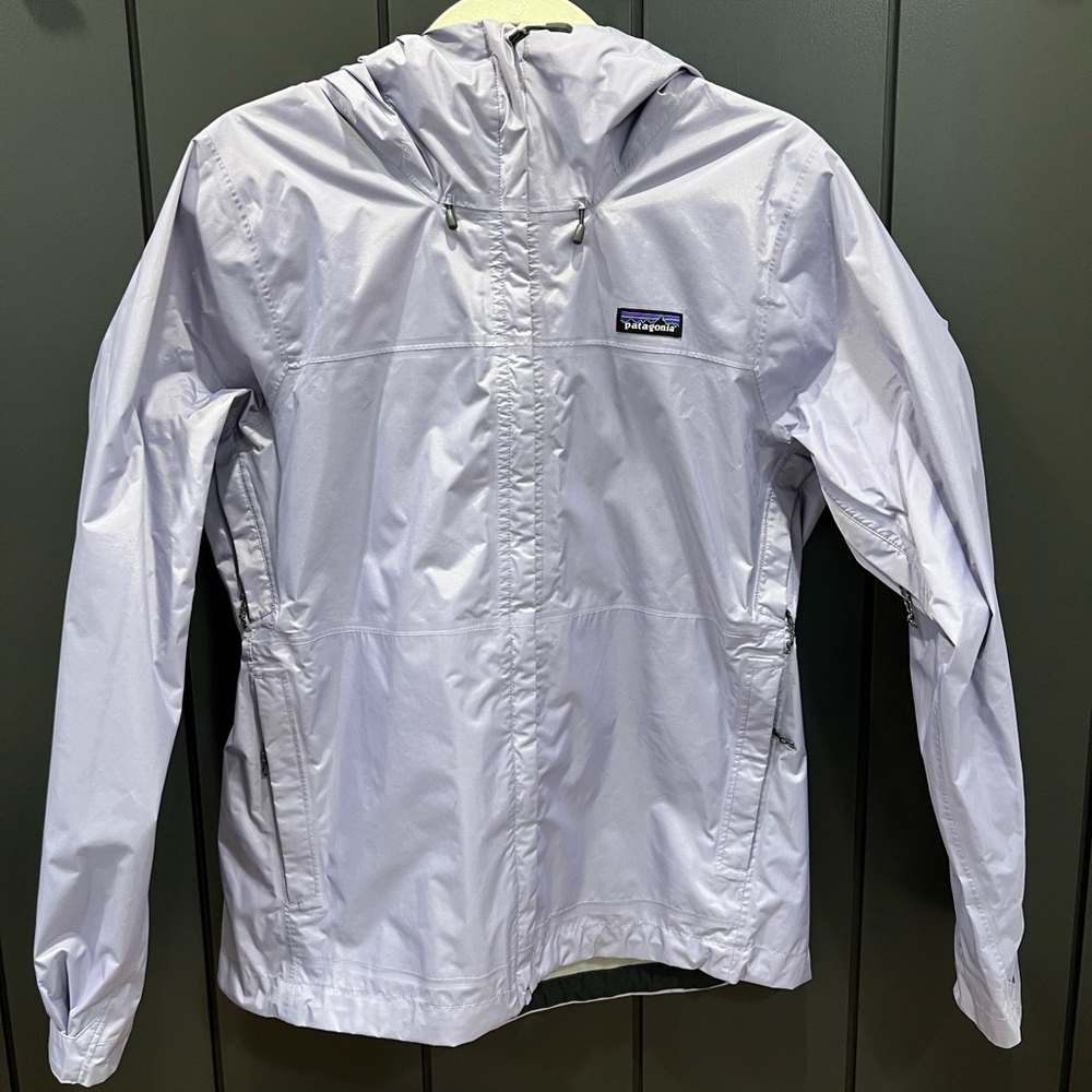 Patagonia Torrentshell Rain jacket. Size M